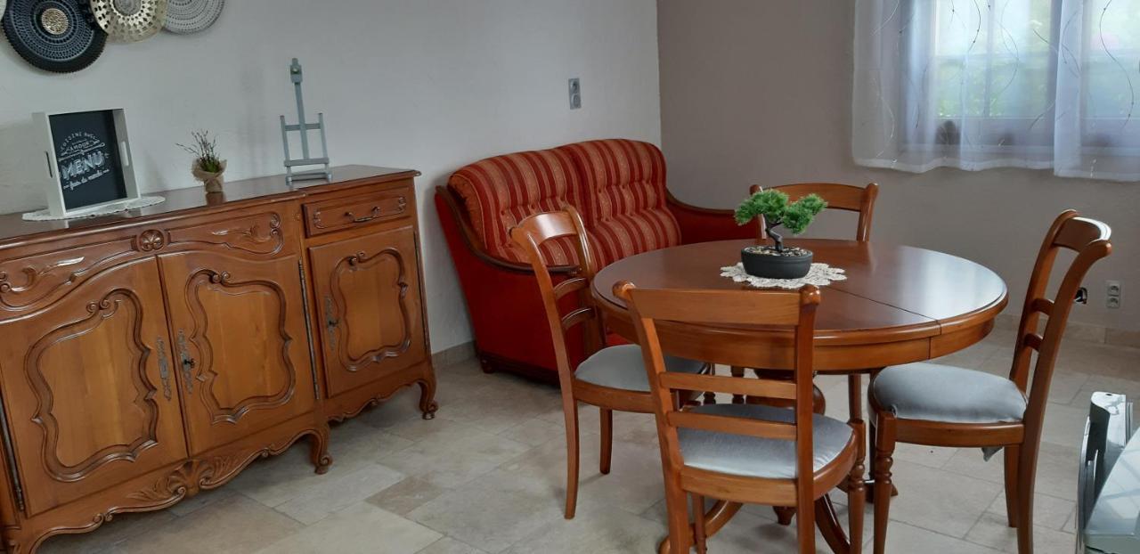 Gite, D'hote De Charme, Petit Dejeuner Compris Holiday home Firmi