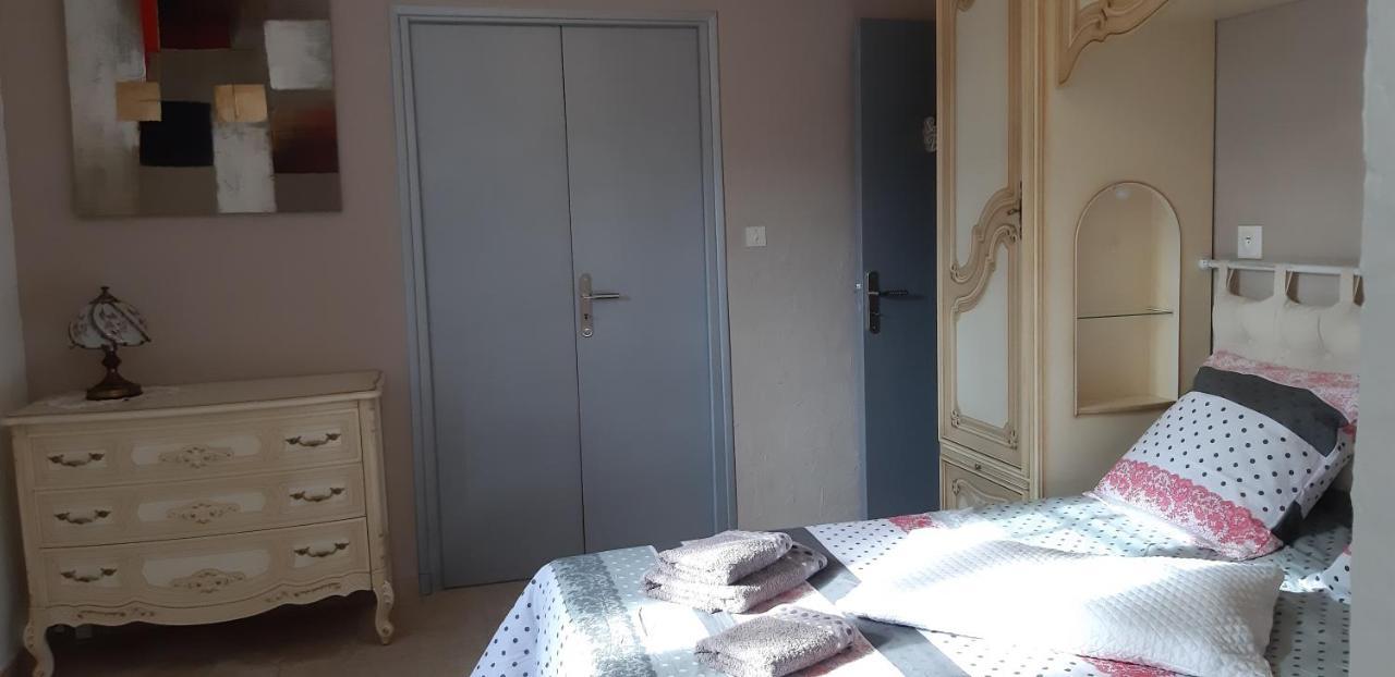 Holiday home Gite, D'hote De Charme, Petit Dejeuner Compris Firmi