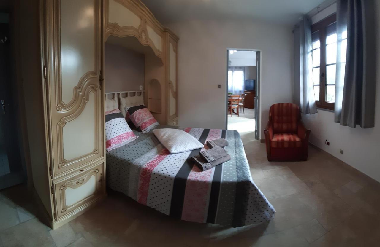 Holiday home Gite, D'hote De Charme, Petit Dejeuner Compris